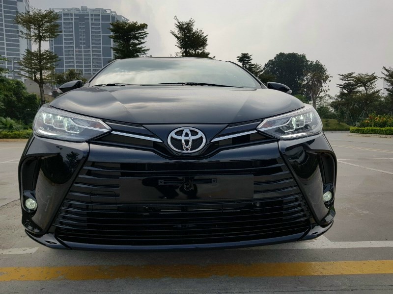 Toyota-vios-2021-mau-den