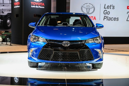 Toyota Camry 2016 đẳng cấp một thương hiệu