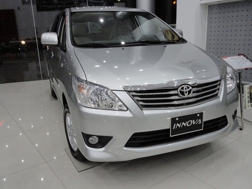  Toyota Innova 2015 sự lựa chọn tuyệt vời cho gia đình
