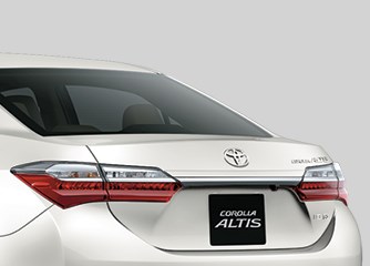Toyota-altis-2021-6