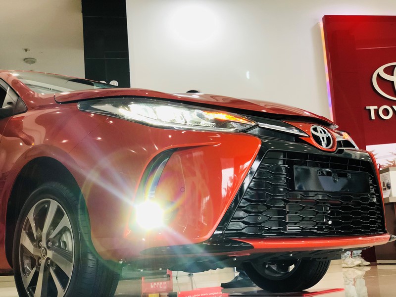 Toyota-yaris-2021-3