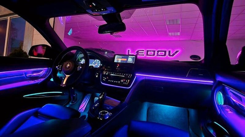 Đèn LED nội thất ô tô