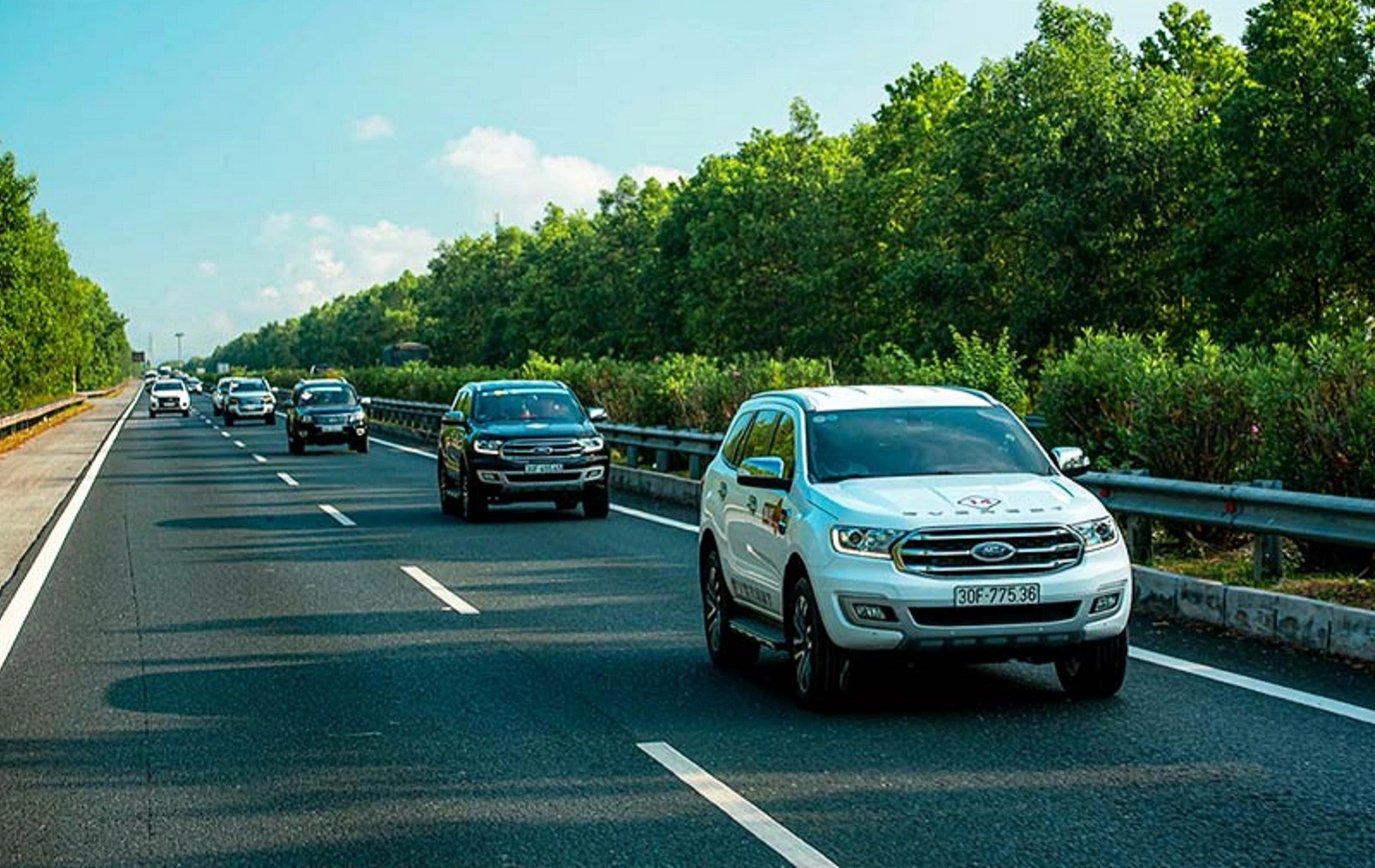 Kinh nghiệm lái xe trên đường cao tốc